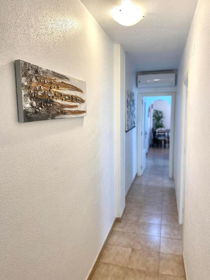 Locos Beach Holiday Apartments Torrevieja Exteriör bild