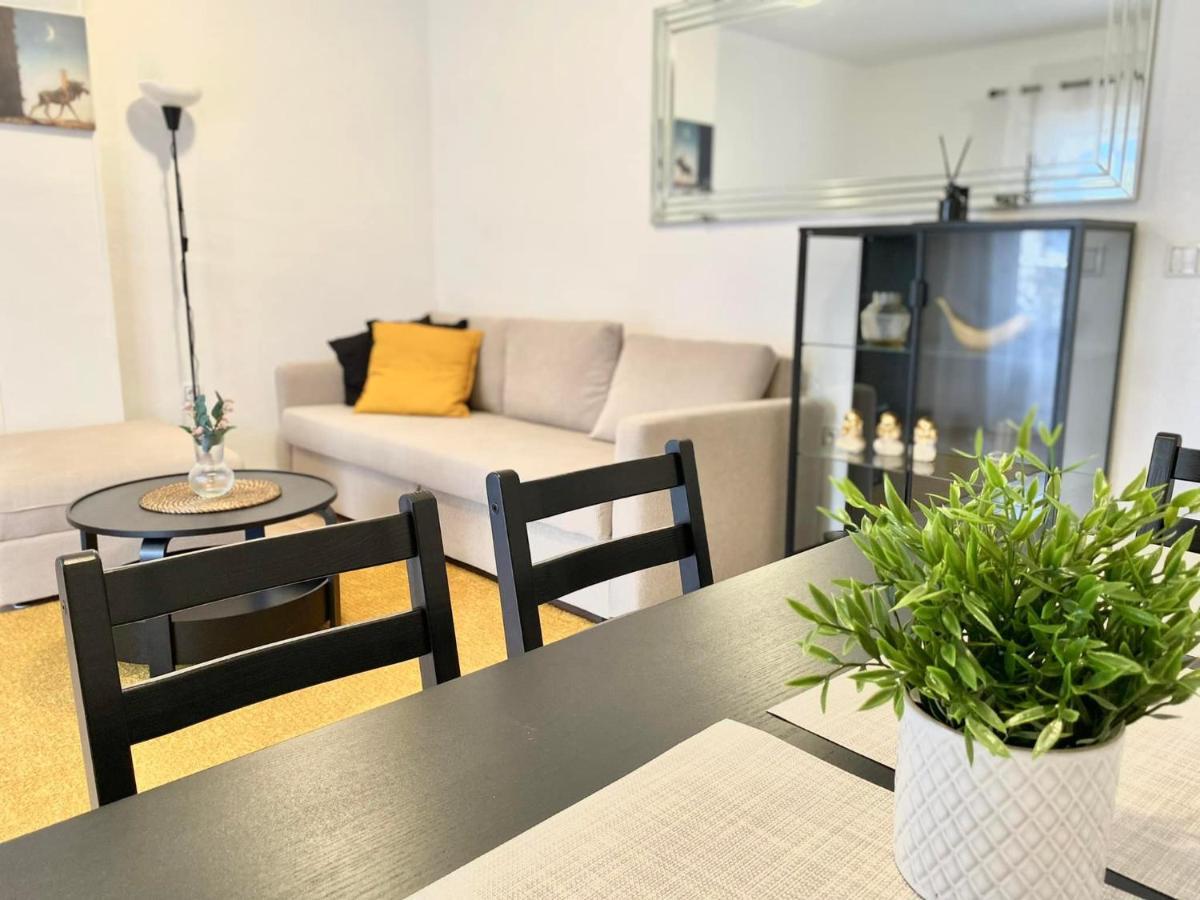 Locos Beach Holiday Apartments Torrevieja Exteriör bild