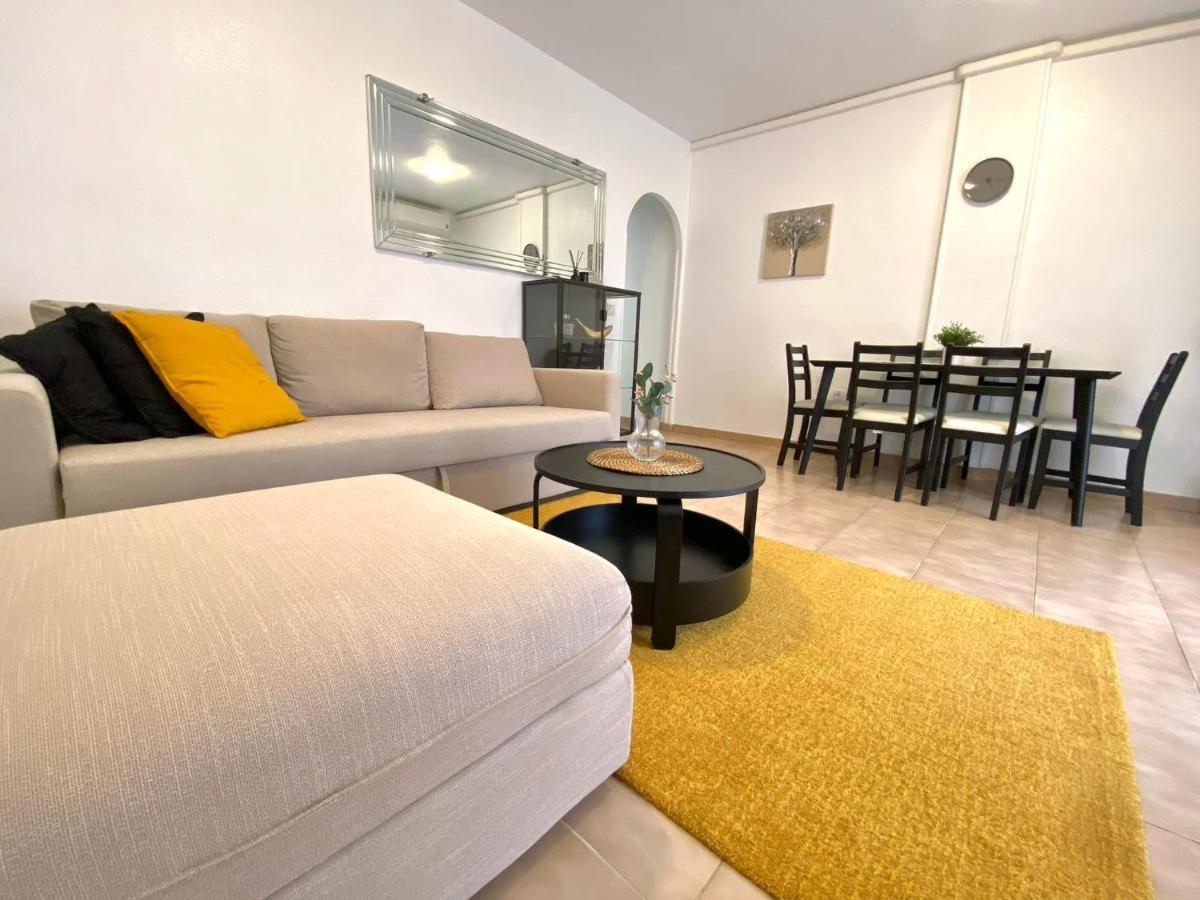 Locos Beach Holiday Apartments Torrevieja Exteriör bild